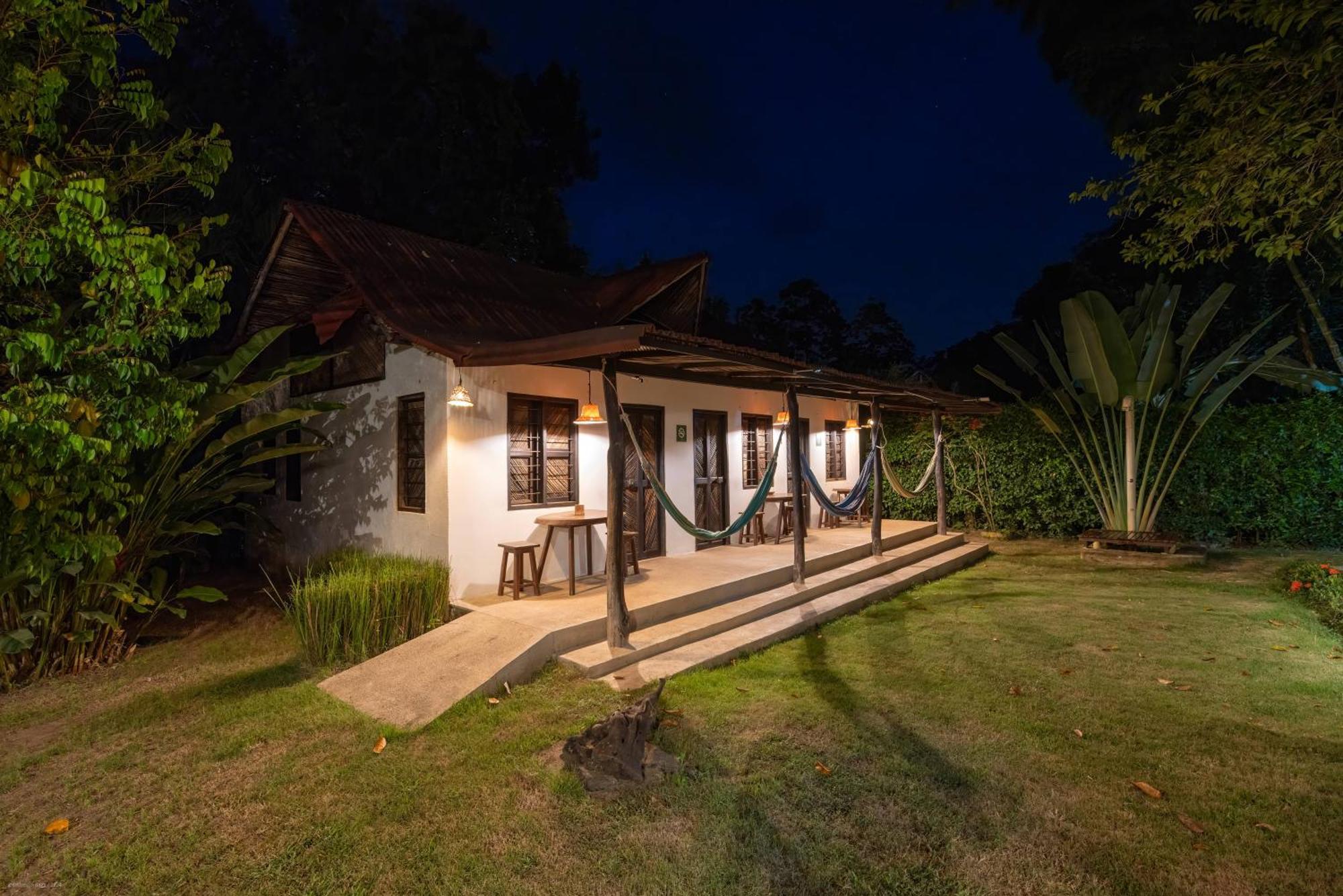 Hostal La Media Luna Palomino Exterior foto